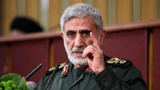 فرمانده نیروی قدس سپاه:

سردار قاآنی: کل محور مقاومت در جنگ اخیر قدرتمندانه درخشید |  باب‌المندب یکی از برگ‌های برنده جبهه مقاومت است