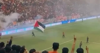 "واشنطن ترعى كأس العالم وتسلّح الإبادة"

حملة "قاطع" العالمية لـ"جماهير المونديال": ارفعوا صوت فلسطين ولا تتركوا غزة منسية