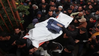 استشهاد مصور بـ"الجزيرة" و9 فلسطينيين آخرين بقصف إسرائيلي على غزة