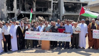Gaza residents protest ongoing Israeli ceasefire violations