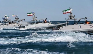 بحرية الحرس الثوري ترد على الاعتداء الأمريكي