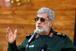 قاآني محذراً الصهاينة: عليكم مغادرة لبنان بأكمله