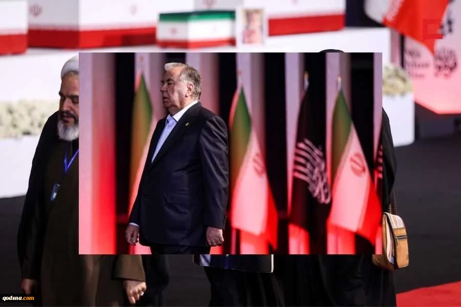 مراسم وداع الشهيد الإمام الخامنئي في مصلى طهران  11