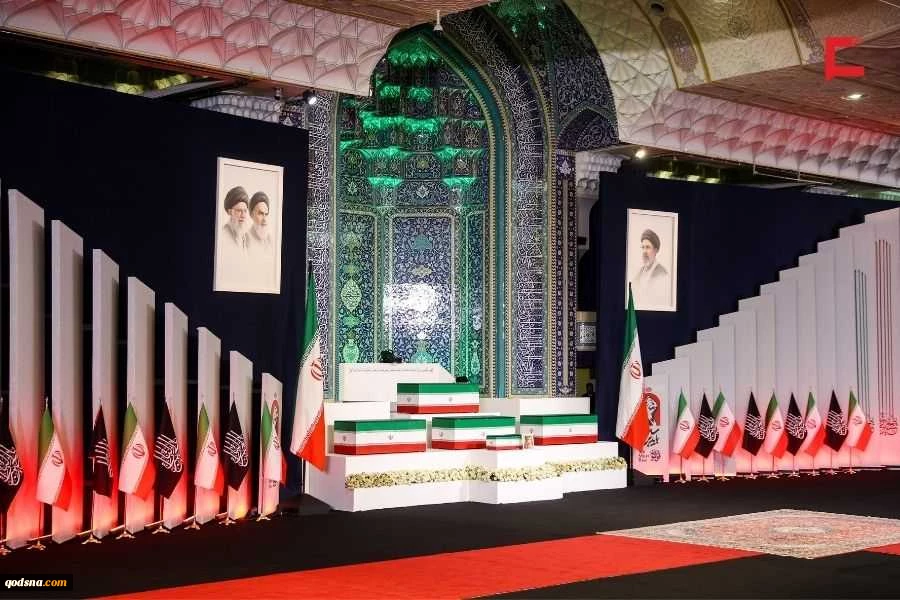 مراسم وداع الشهيد الإمام الخامنئي في مصلى طهران  13