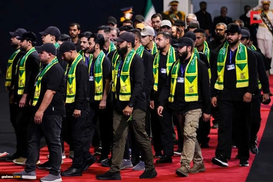 مراسم وداع الشهيد الإمام الخامنئي في مصلى طهران 4