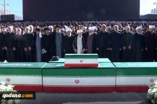 ملايين المعزين يؤدون الصلاة على جثمان القائد الأممي الشهيد السيد علي خامنئي في طهران
