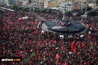 بالصور..طهران تودع الامام الشهيد.. وداع مهيب لقائد العزة والإباء