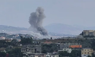 تصعيد إسرائيلي في جنوب لبنان: غارات وتفجيرات وعمليات عسكرية مكثفة