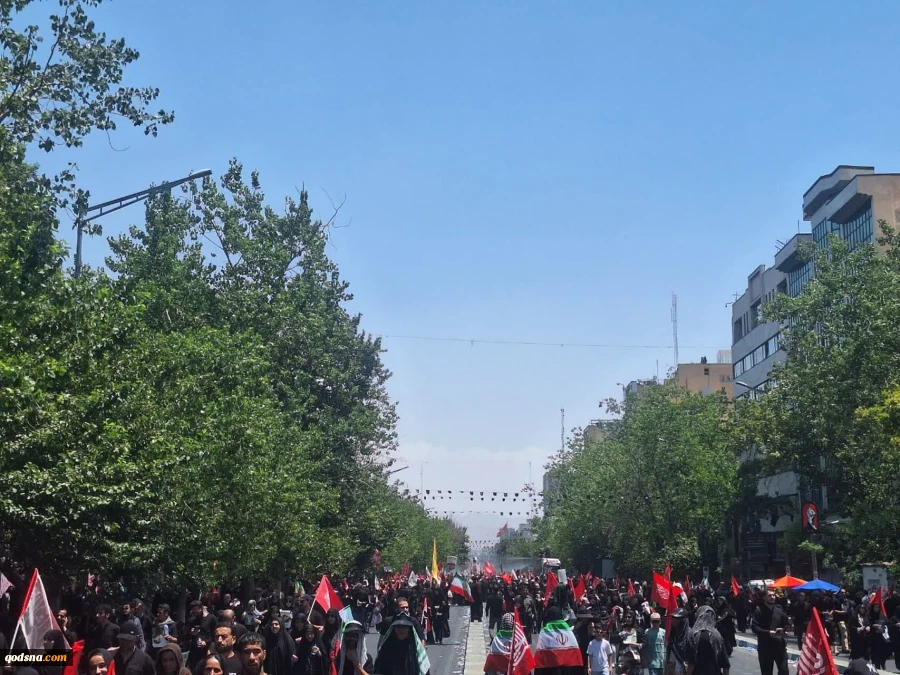 گزارش اختصای قدسنا از مراسم باشکوه تشییع رهبر شهید امت؛حماسه میلیونی عاشقان امام شهید/ مردم در گفتگو با قدسنا: راه قائد عظیم امت را ادامه خواهیم داد 8