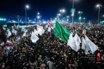 تصاویری از تشییع رهبر شهید انقلاب در کربلای معلی؛ عمود ۱۳۷۹ 6