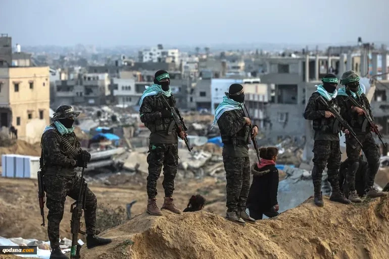 یادداشت وبگاه فلسطینی قدس الاخباریه

جدال بر سر سلاح غزه؛ مقاومت در آستانه پایان یا بازتعریف؟ (یادداشت)
 2
