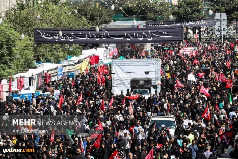 طهران تحيي أربعينية الإمام الحسين (ع) في مسيرات حاشدة
