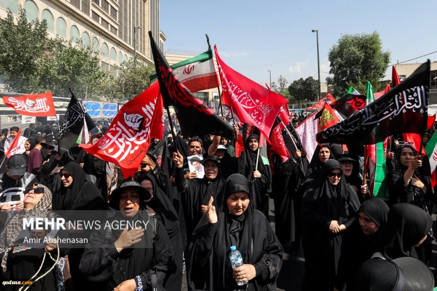 طهران تحيي أربعينية الإمام الحسين (ع) في مسيرات حاشدة  8