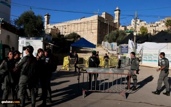 Hamas warns against closure of Ibrahimi Mosque, calls for protection of holy sites