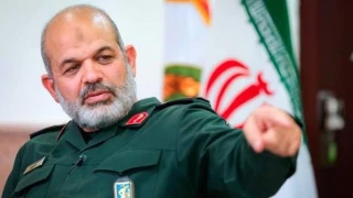 سرلشکر وحیدی: رزمندگان اسلام مسلح ترین ارتش جهان را به زانو در آوردند