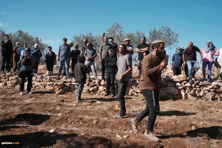 ألبانيزي تطالب بنشر قوات حماية دولية في الضفة وغزة  2