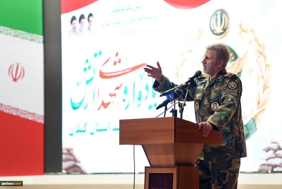 سرلشکر حاتمی: حضور تمام قد ارتش در مسیر دفاع از کشور 2