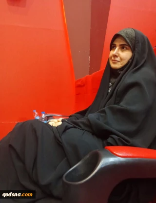 فعال حوزه مقاومت و فلسطین از رسالهٔ دکتری خود با تقدیم به محضر امام شهید و شهید جمهور دفاع کرد