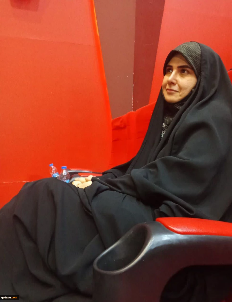 فعال حوزه مقاومت و فلسطین از رسالهٔ دکتری خود با تقدیم به محضر امام شهید و شهید جمهور دفاع کرد