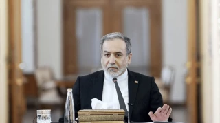 Oman deal will not mean reopening of Strait of Hormuz: Araghchi