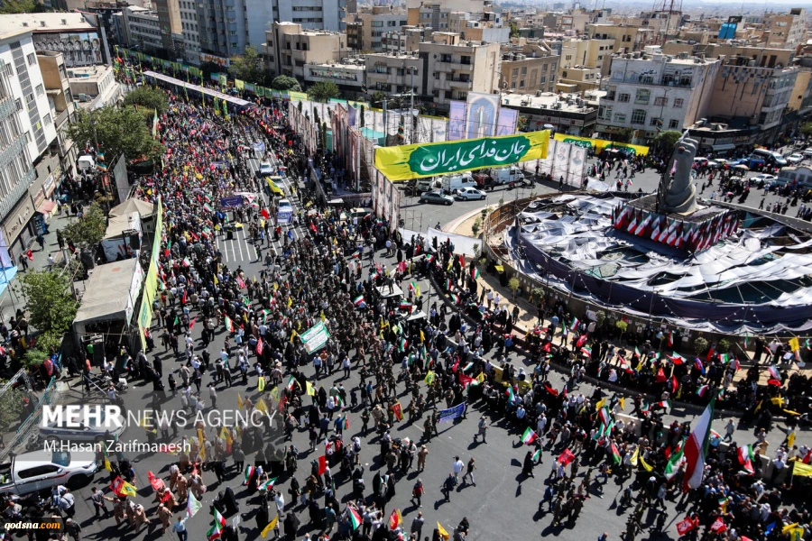 مناورات " 313 ألف فدائي من أجل إيران" الشعبية في طهران 2