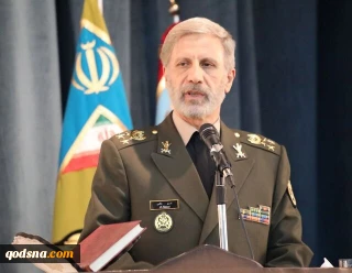 فرمانده کل ارتش جمهوری اسلامی ایران در پیامی به مناسبت هفته دفاع مقدس:

 نیرو‌های مسلح در دفاع از ایران لحظه‌ای درنگ نمی‌کنند |  تعرض به امنیت و تمامیت ارضی ایران اسلامی، با پاسخی قاطع و پشیمان‌کننده مواجه خواهد شد