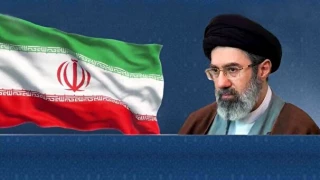 قائد الثورة: الأيام التي يتمنى العدو العودة إليها قد ولّت ولن تعود أبدًا