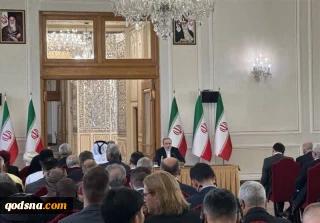 عراقچی در نشست با سفرا و روسای نمایندگی‌خای سیاسی در ایران:

 اگر دشمن بخواهد برخورد نظامی را در پیش بگیرد، پاسخ محکم‌تر از گذشته خواهد گرفت