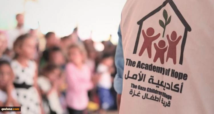 "أسوشييتد برس" تكشف خطة مؤسسة أميركية لمراقبة أحاديث المعلمين في مدارس غزة بالذكاء الاصطناعي
 2
