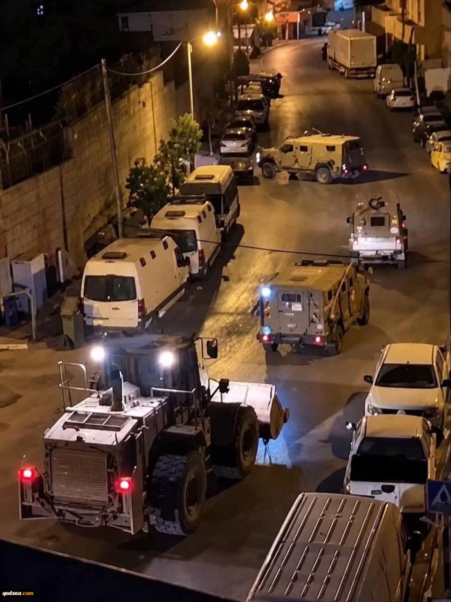 Zionist troops launch wide campaign across al-Khalil