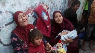 زنان غزه در سایه جنگ؛ آوارگی یک میلیون زن و دختر و افزایش سه برابری سقط جنین