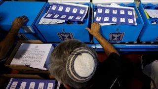گزارش شبکه صهیونیستی کان:

انتخابات عمق اختلافات داخلی اسرائیل را نشان داد