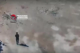 لحظه هدف‌گیری زن و کودکی در غزه توسط پهپاد رژیم صهیونیستی