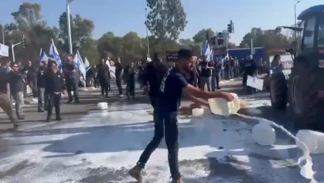 اعتراض دامداران اسرائیلی / بحران لبنیات به خیابان‌ها کشیده شد 3
