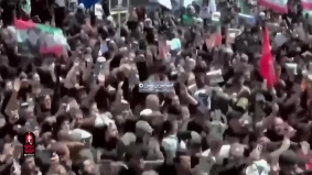 حشود مليونية عراقية تشيّع الإمام الشهيد في النجف الأشرف